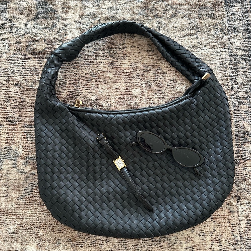 Melie Bianco Black Woven Shoulder Bag